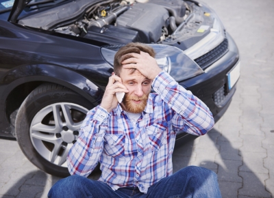 E se o carro avariar num parqueamento regulado?