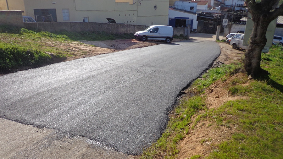 Asfaltado acesso ao Parque das Tinalhas, Loures